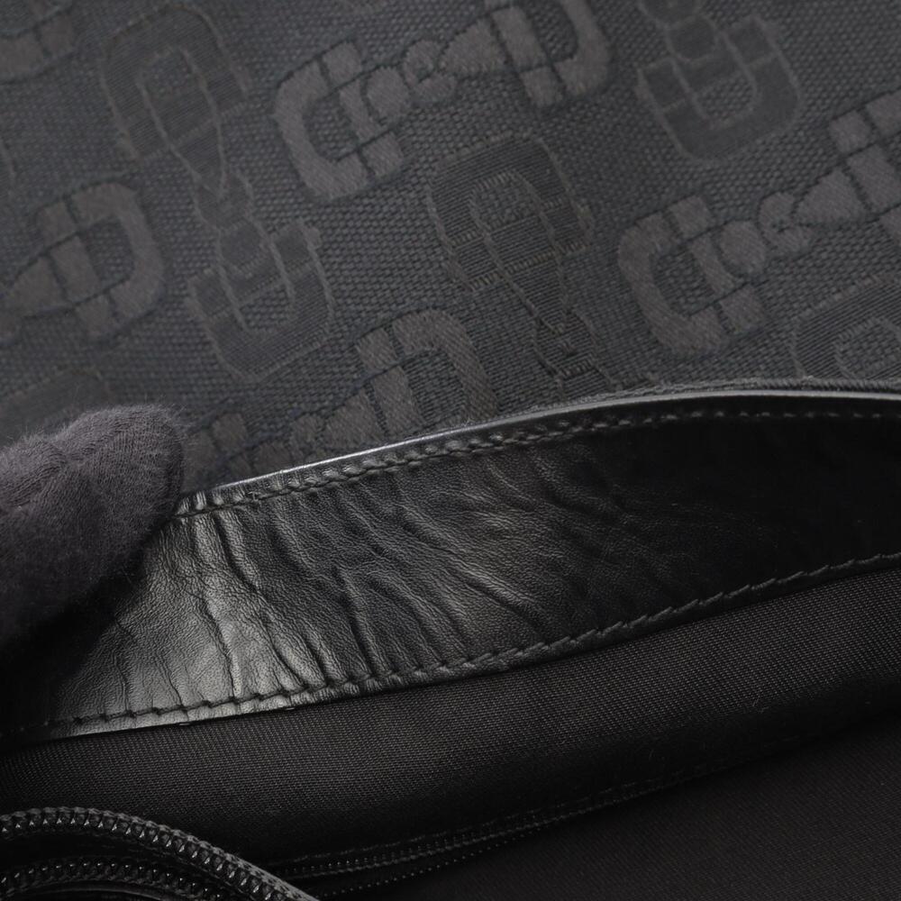 GUCCI Authentic Black Leather Shoulder Bag - Picture 9 of 9